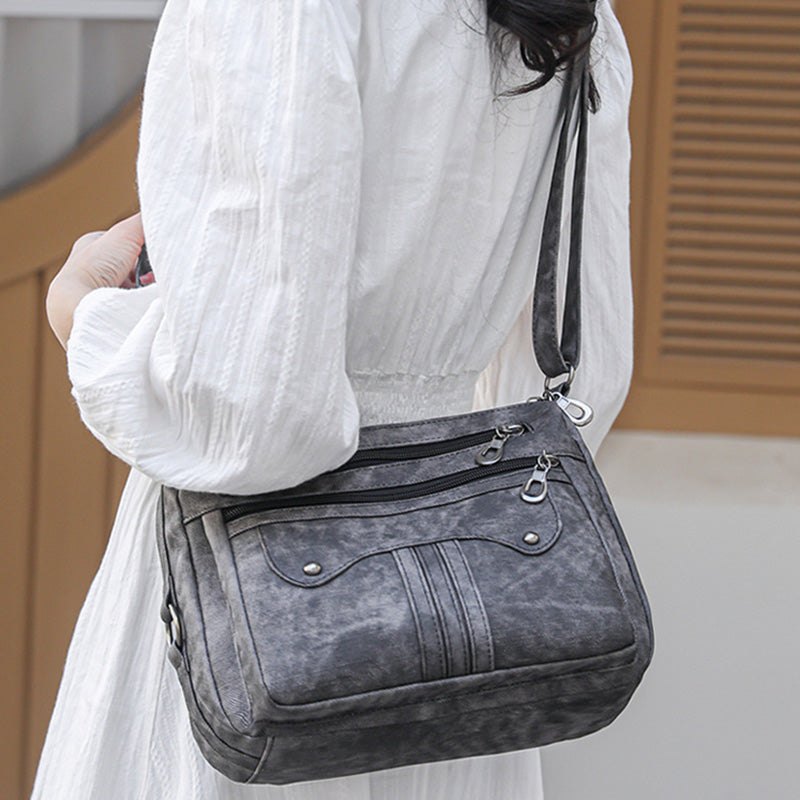 💕Versatile Vintage Large Capacity Shoulder Crossbody Bag👜