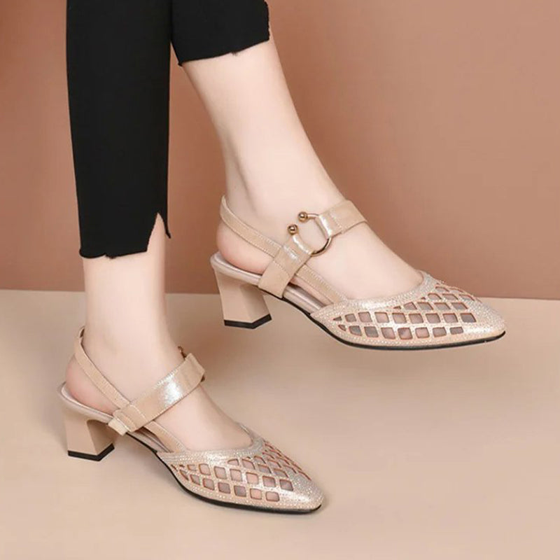 🎁Hot Sale 40% OFF⏳Pointy Toe Ankle Strap Rhinestone Sandals