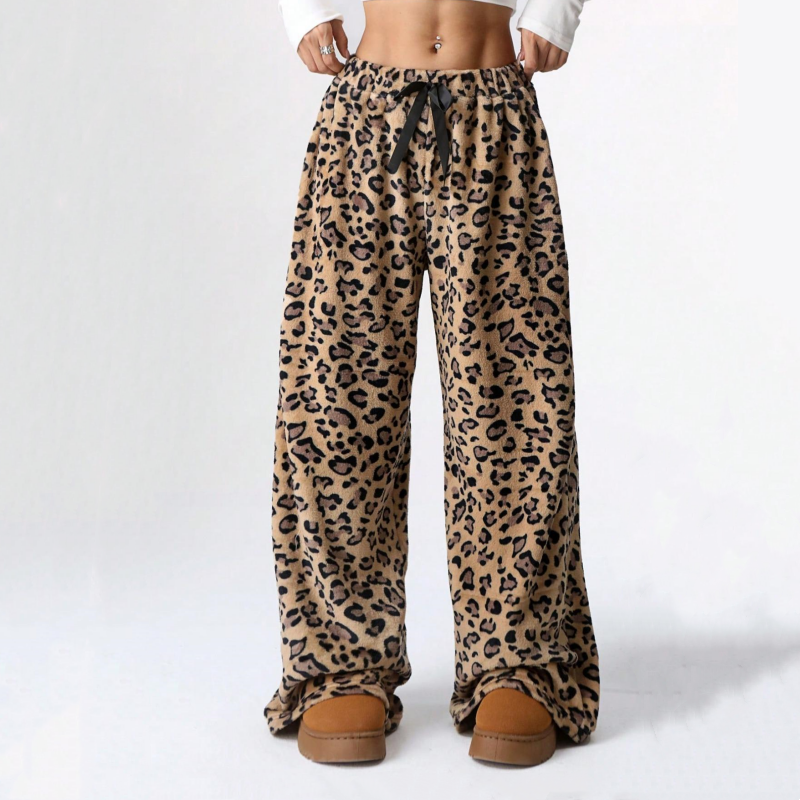 Women’s Leopard Print Wide Leg Pants